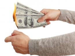 Record monthly foreign-fund outflows from financials deepen market slide